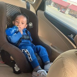 Meet your Posher, Riley